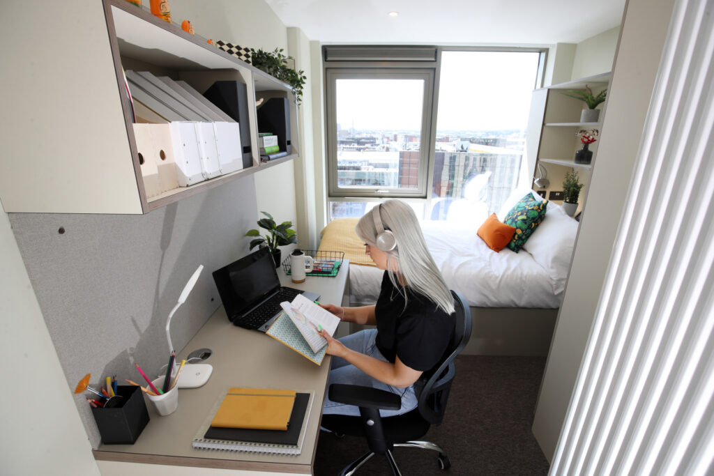student-accommodation-in-belfast-liv-student-accommodation